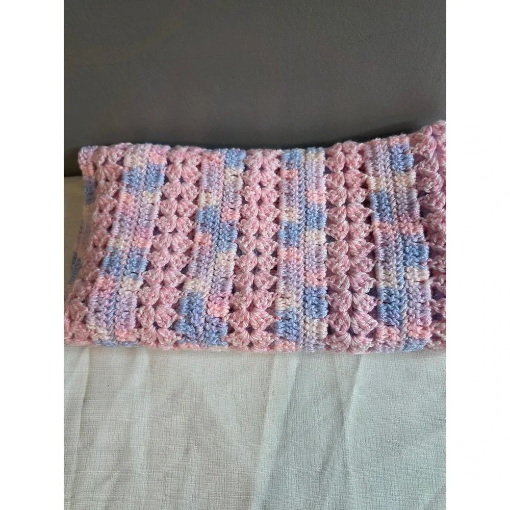 Handmade Crochet Baby Blanket Pink Purple Variegated Scalloped Edge 34x34
